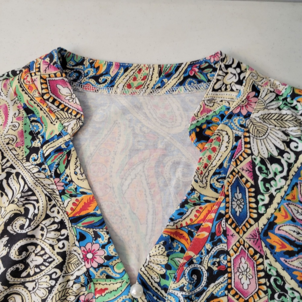 BOHO Paisley Print Ruffle Bell Sleeve Pearl Button Split Neck Top Sz Med NEW - Picture 7 of 14